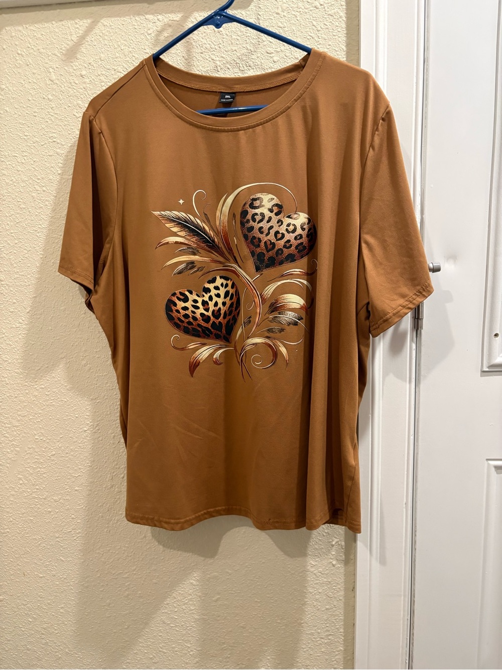 Leopard Heart Graphic Tee - Camel Brown